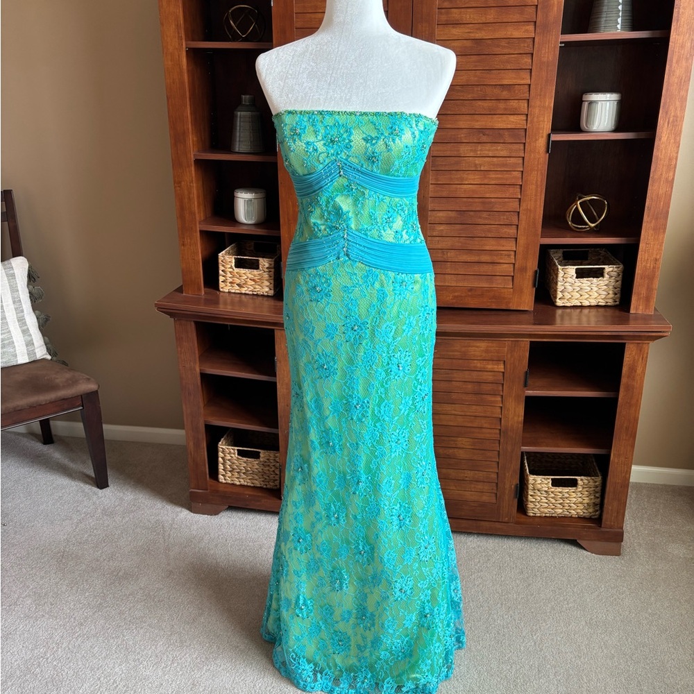 New Size 6 Flirt by Maggie Sottero Strapless Lime and Turquoise Lace Prom Dress